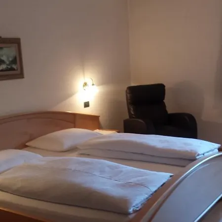 Hotel Garnì Gardena - Appartments Santa Cristina Val Gardena Kamer foto