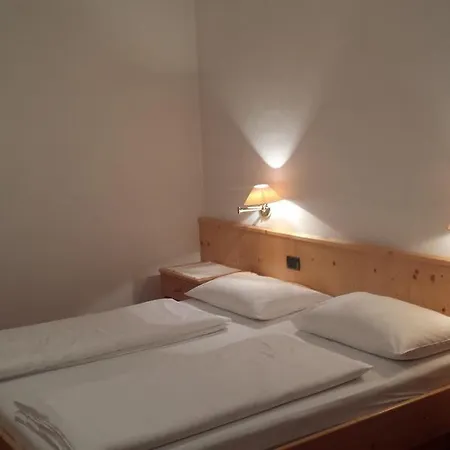 Hotel Garnì Gardena - Appartments Santa Cristina Val Gardena Kamer foto